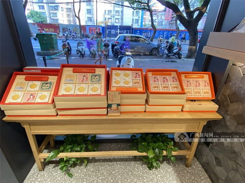 今年 輕裝 月餅受追捧 中秋刮起 節(jié)儉風