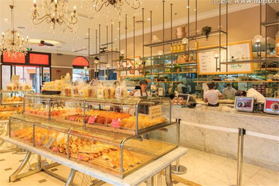 糕點屋怎么加盟(糕點店一般加盟費多少)